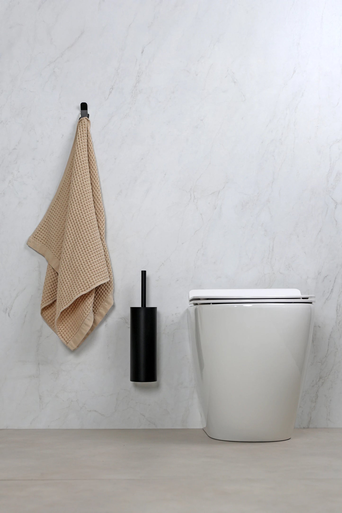 Schwarze Toilettenbürste EQULA