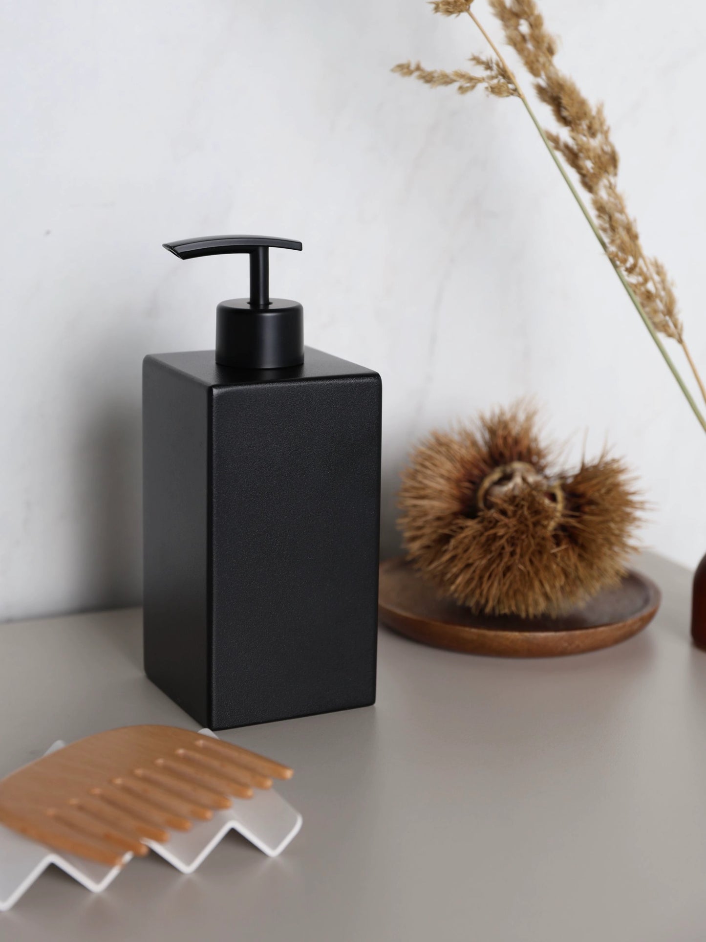 Schwarzer Seifenspender FRIEGO