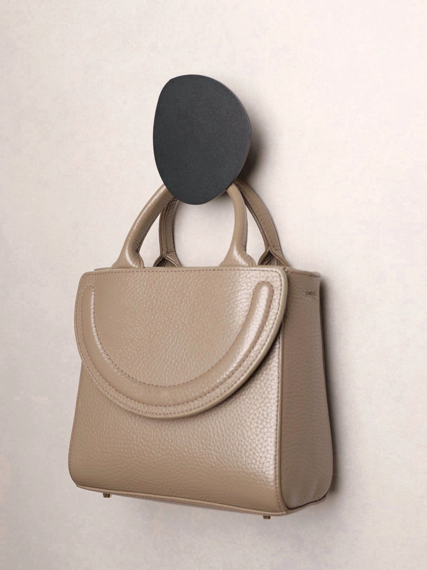 Schwarzer Verschraubter Handtuchhalter RUNAN