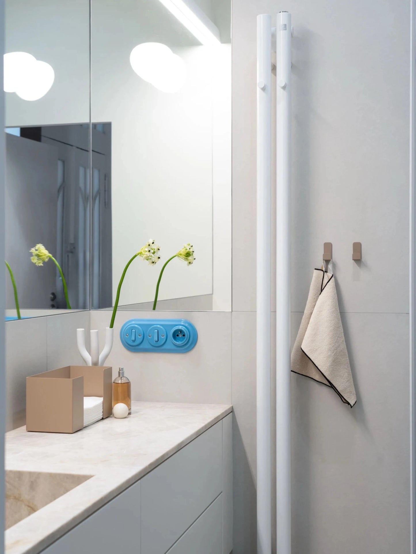 Beiger NUV Badezimmer-Handtuchhaken (4er-Set).