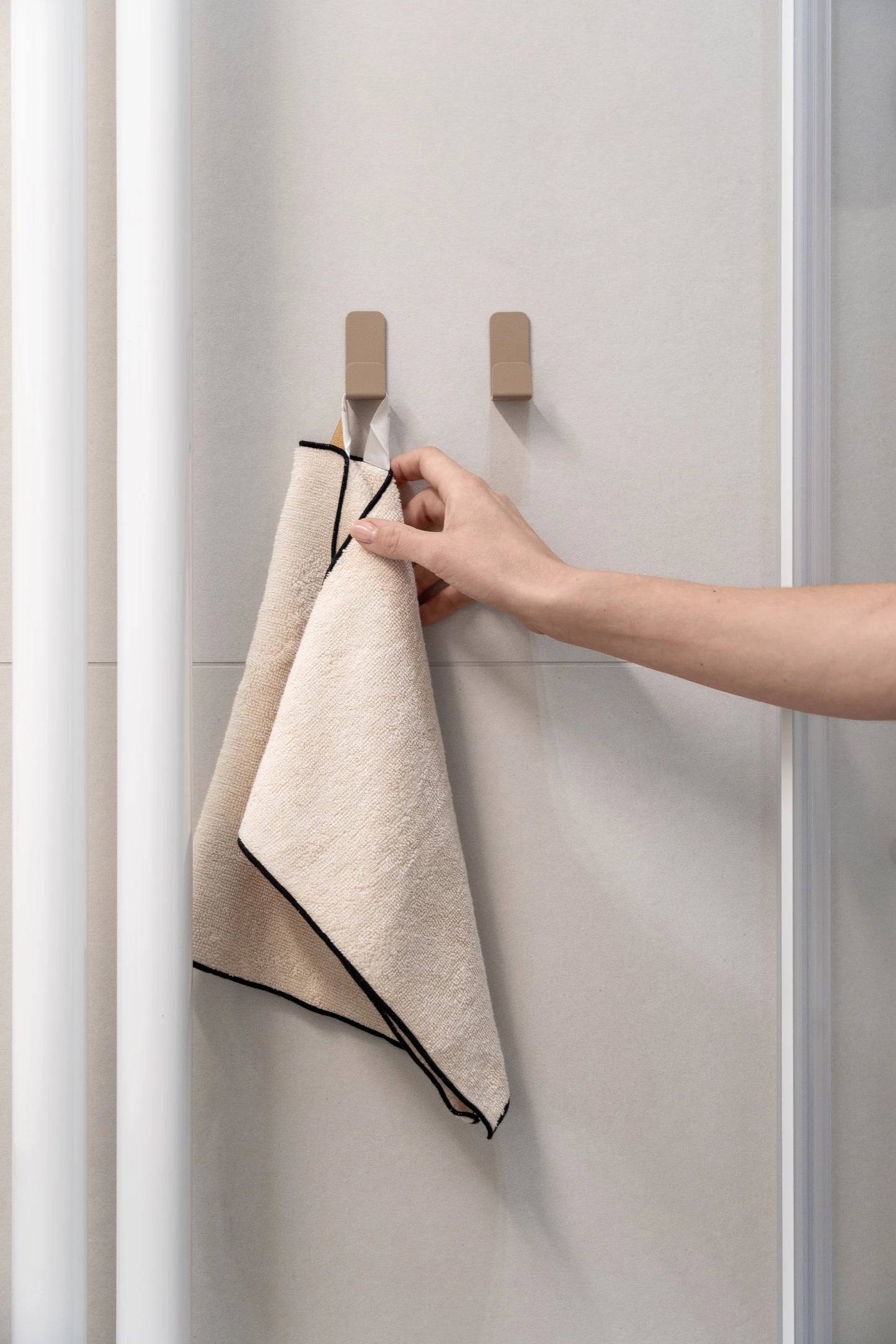 Beiger NUV Badezimmer-Handtuchhaken (4er-Set).