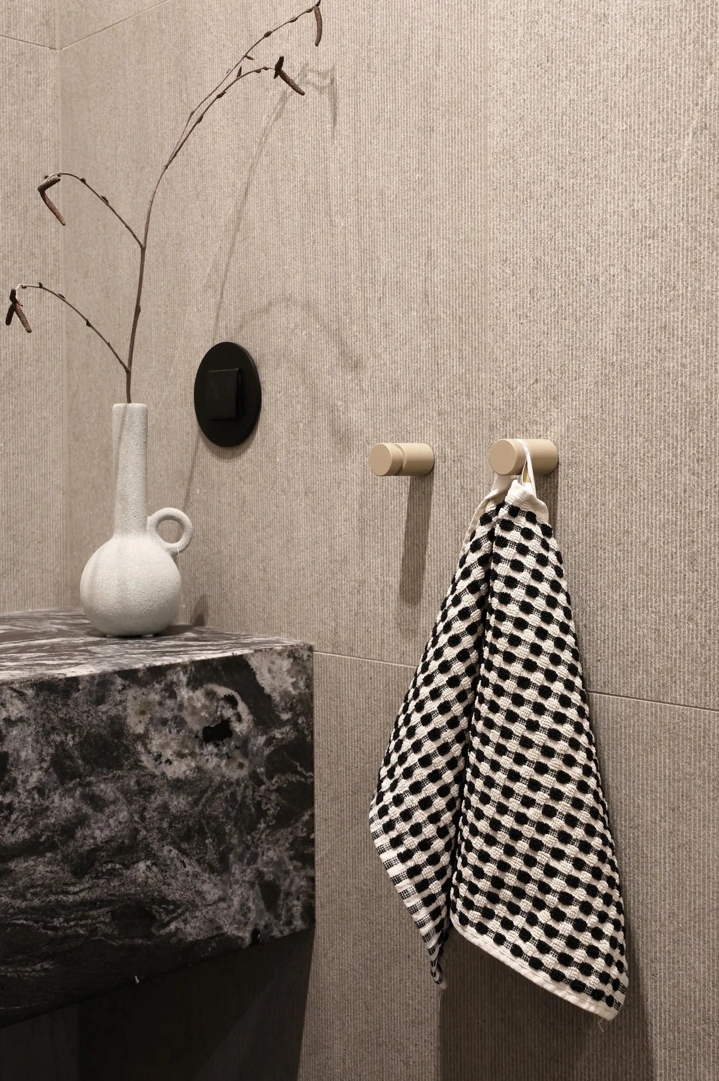 Beiger Handtuchhaken YUZO